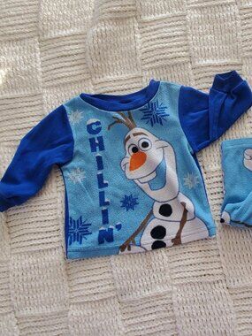 Disney's Frozen Baby pajamas